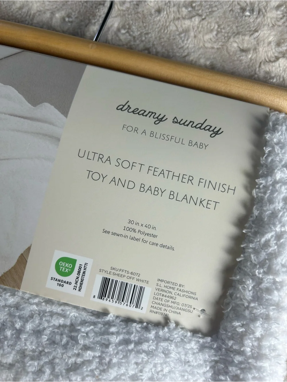 Dreamy Sunday Ultra Soft Feather Finish Baby Blanket White SL Home Fashions NEW
